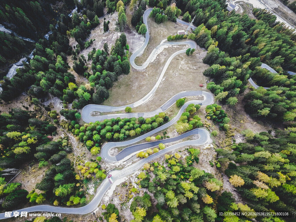 道路