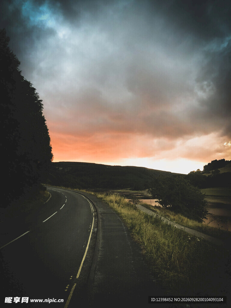 道路