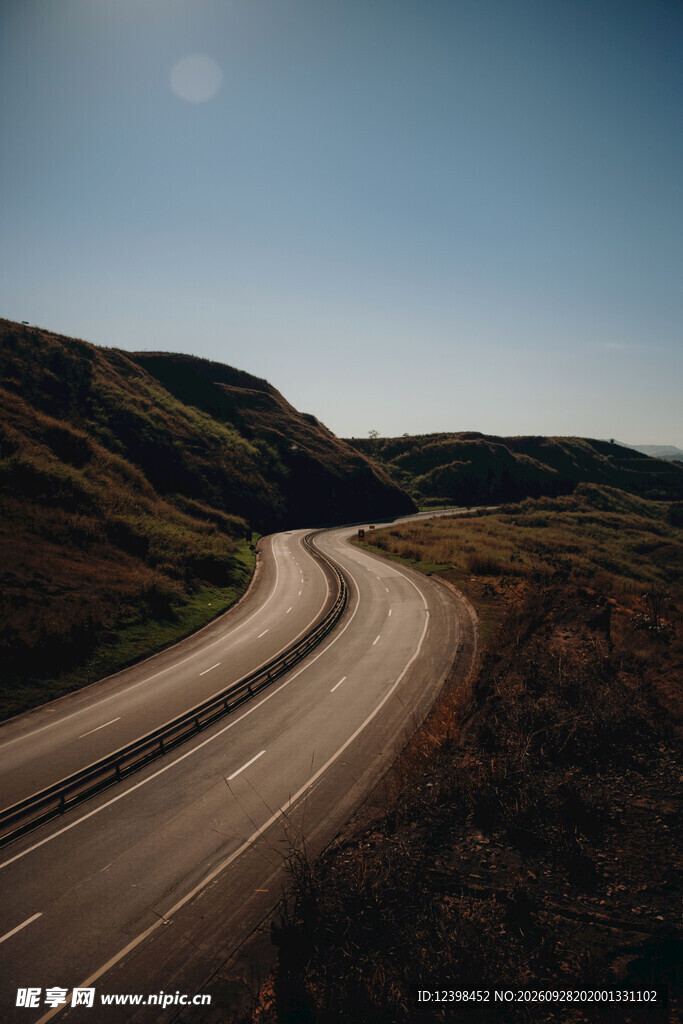道路