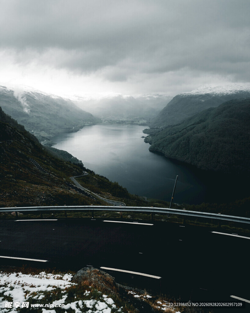 道路
