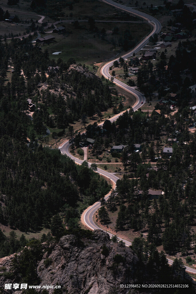 道路