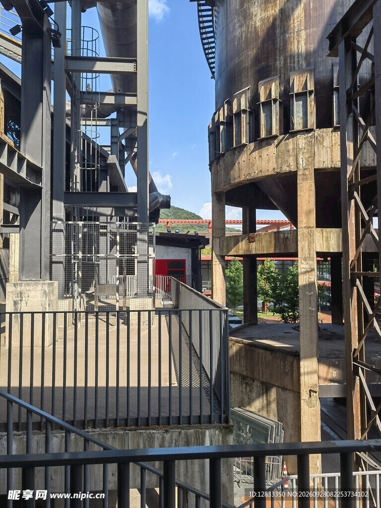 工业遗址高炉建筑