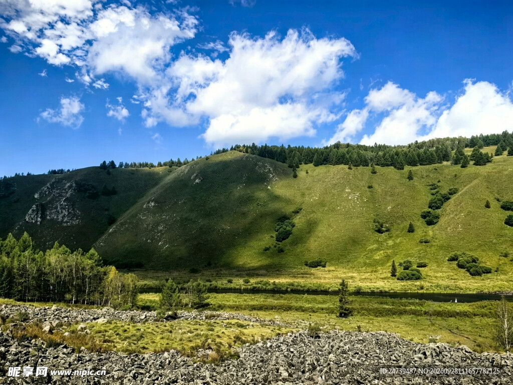 晴日山野自然风光