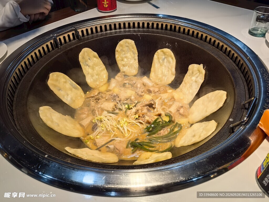 地锅鸡