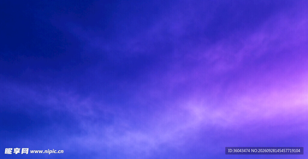 蓝紫梦幻天空背景