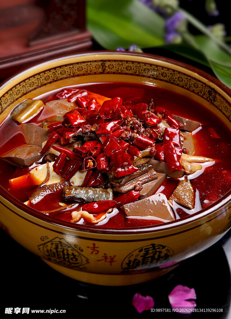 经典川味毛血旺