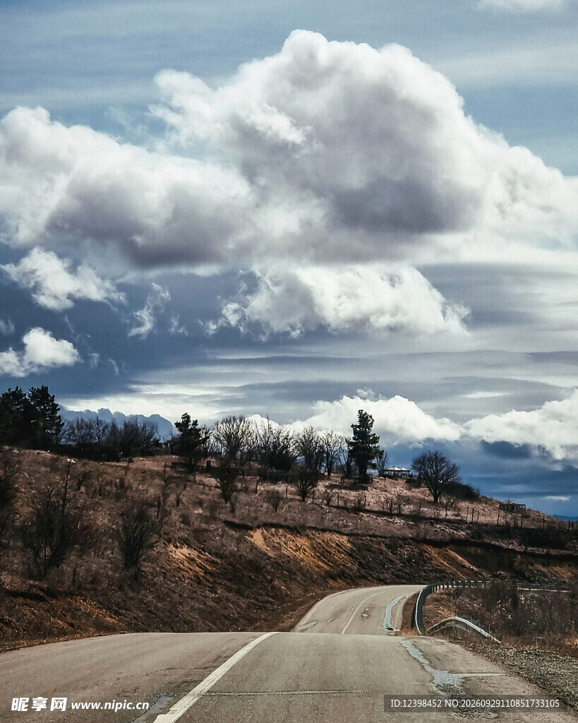 道路