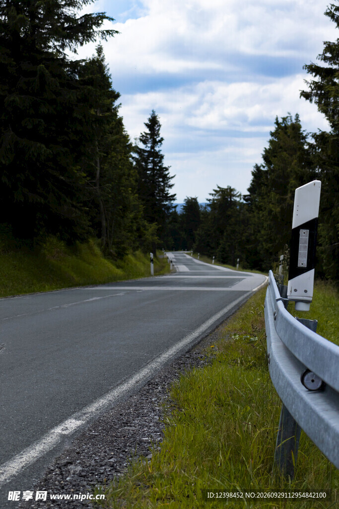 道路
