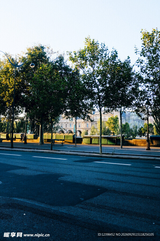 道路
