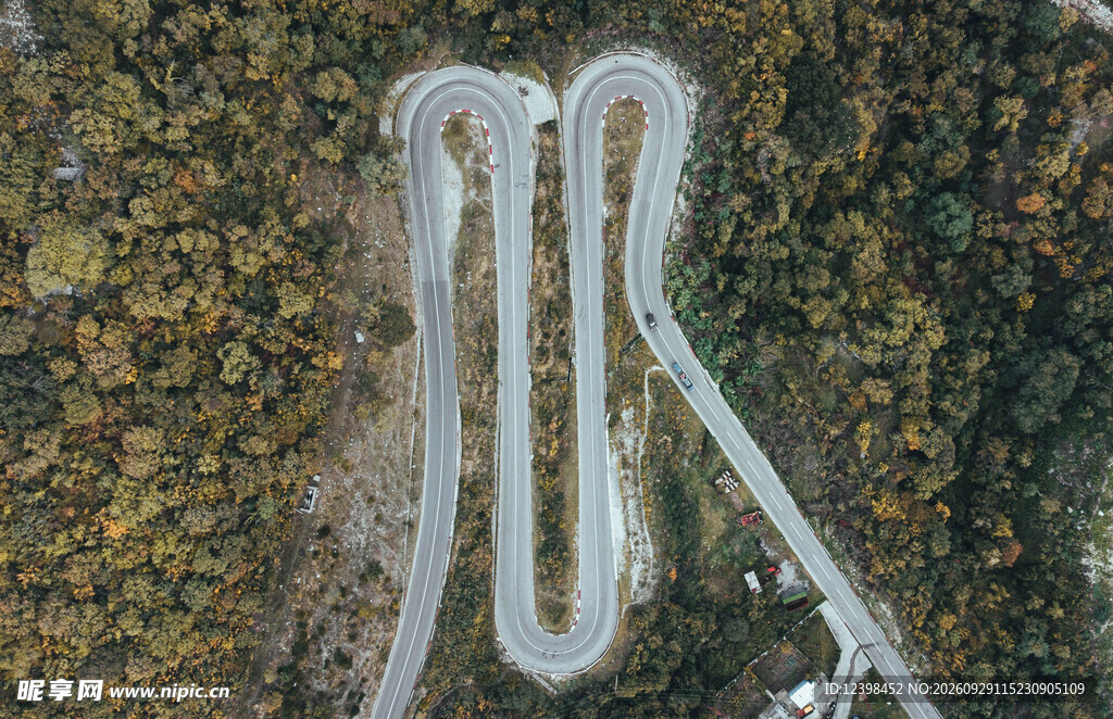 道路