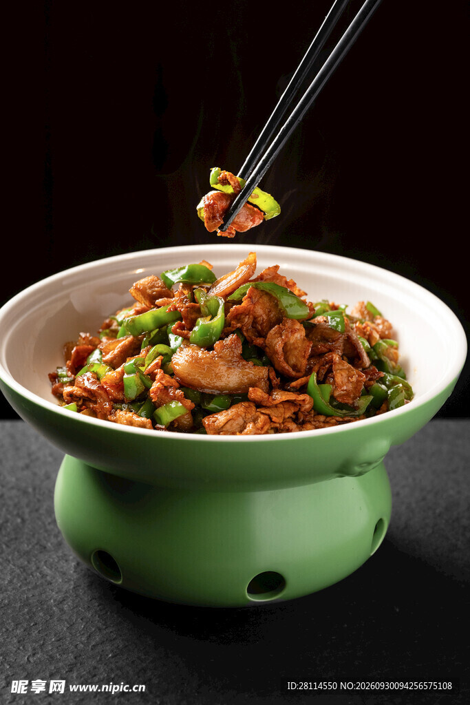 特色青椒小炒肉