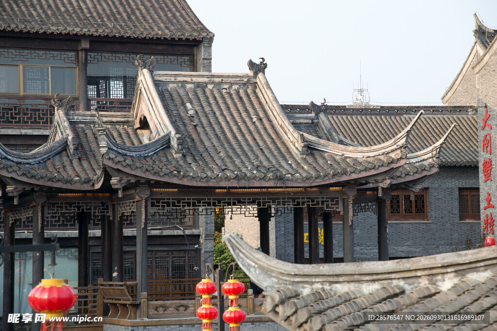 中式传统古建飞檐