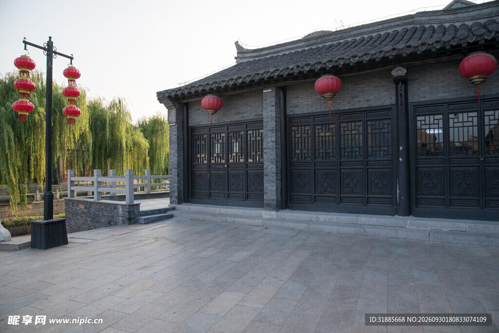 中式古建红灯笼街景