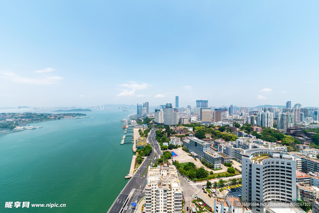 滨海城市沿岸风光航拍