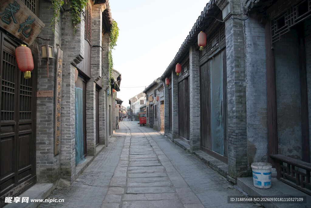 中式古巷老街街景