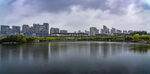 湖畔城市水岸风光