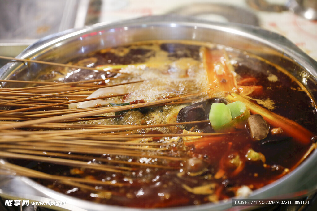 红油麻辣串串锅