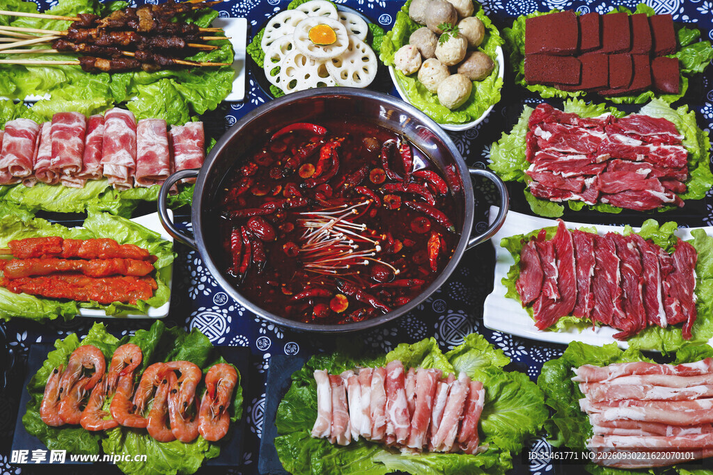 麻辣火锅食材组合摆盘