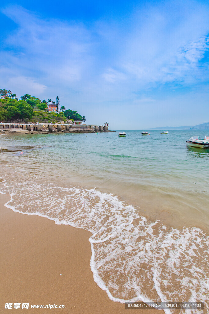 夏日海滨沙滩美景