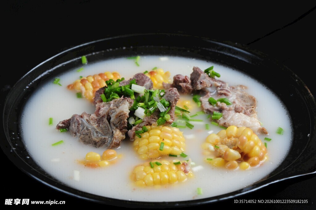 玉米炖排骨