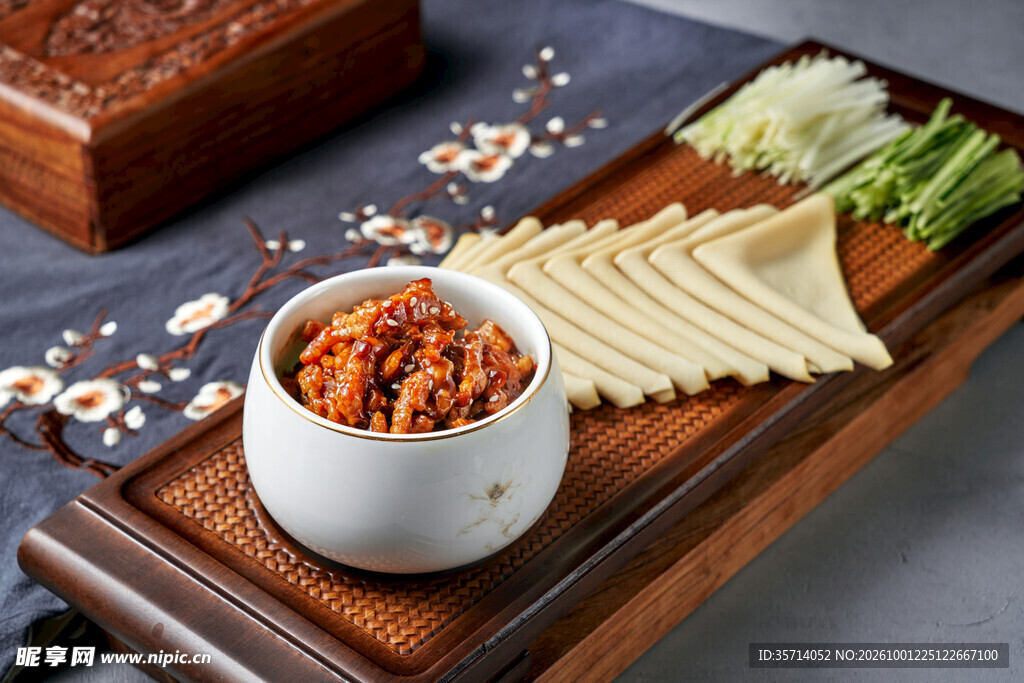 京酱肉丝 