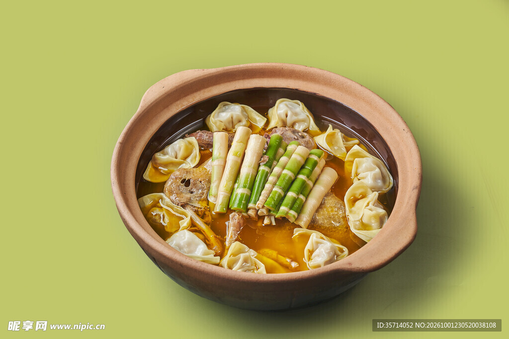 砂锅老鸭馄饨汤