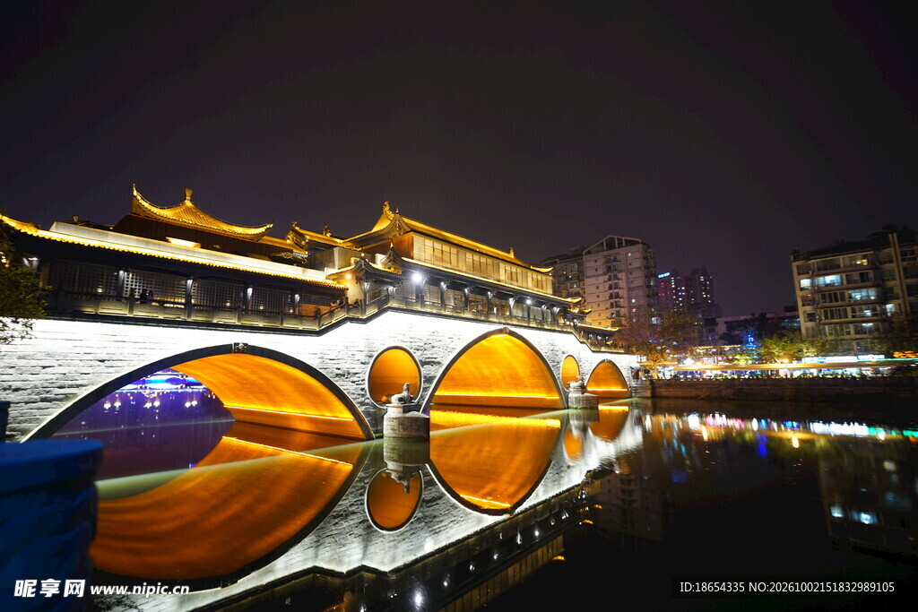 仿古廊桥夜景风光