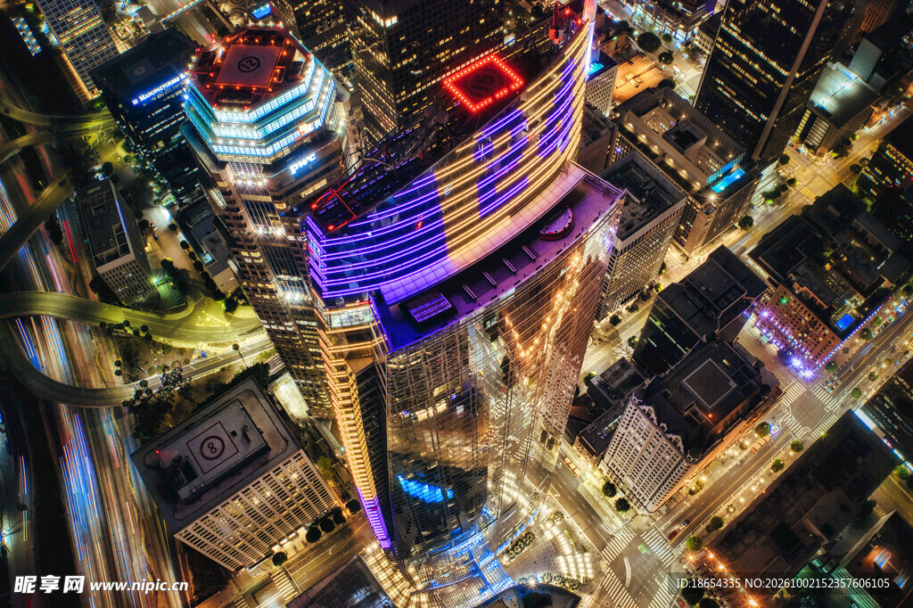 航拍城市璀璨夜景