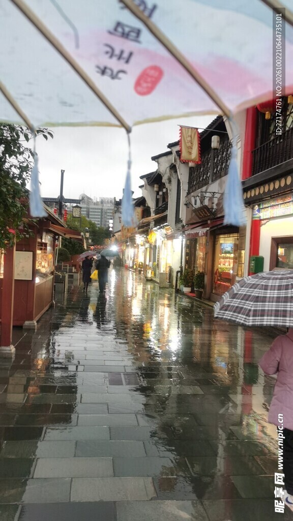 室内商业街街景