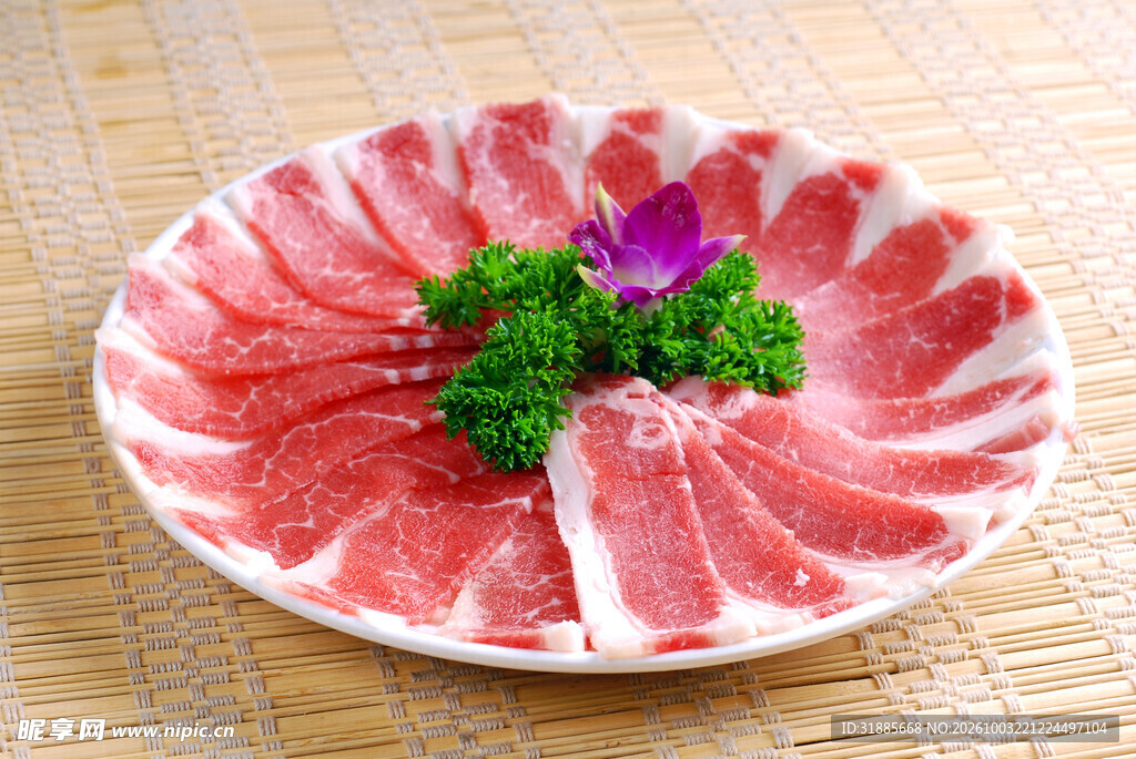 精美摆盘生鲜肉片