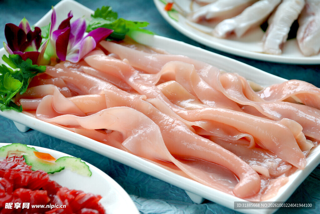 火锅鲜鸭肠食材摆盘