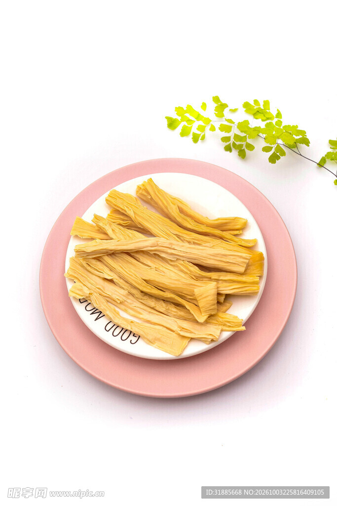 盘中干腐竹