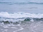 海面翻涌的浪涛