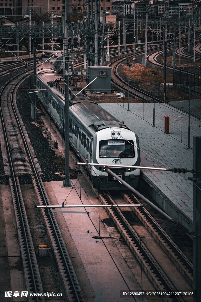 城市轨道列车行驶