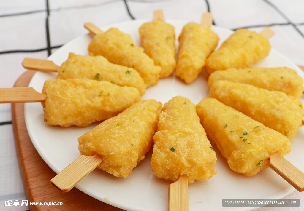 香酥炸鸡串摆盘