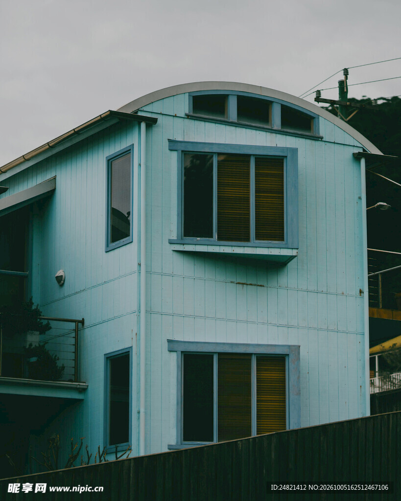 浅蓝双层独栋住宅