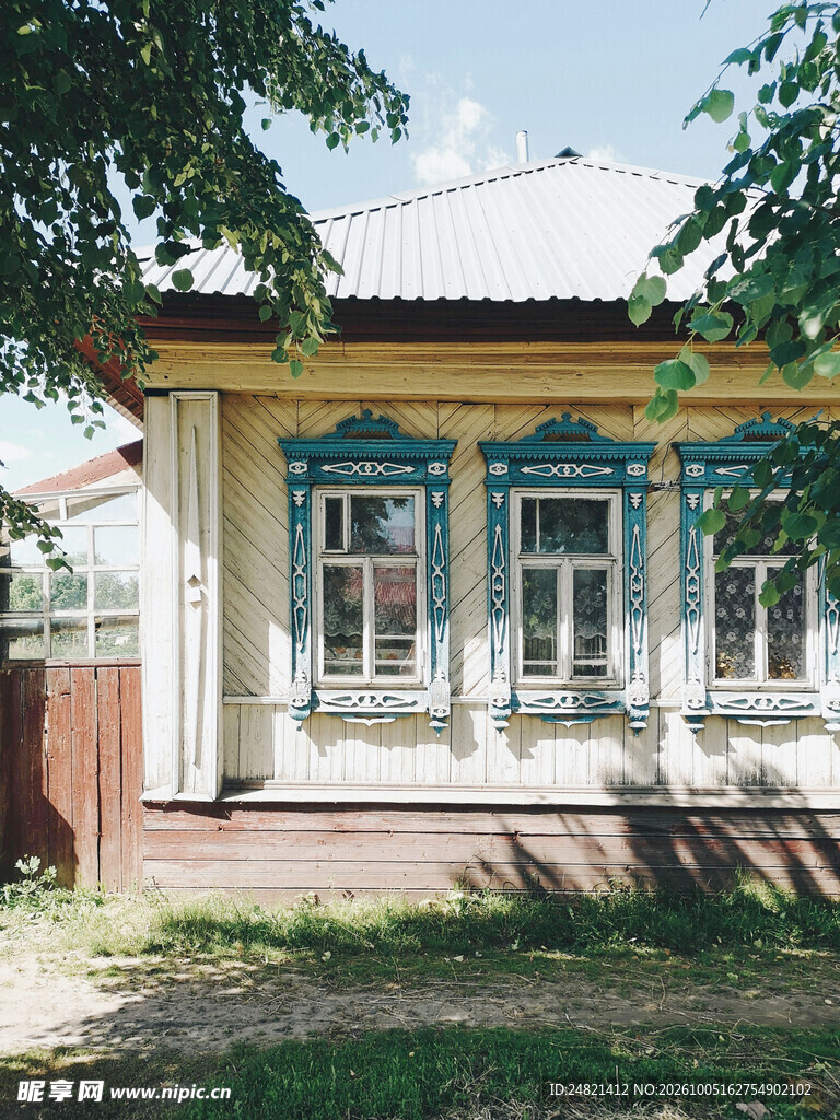 乡村复古民居小屋