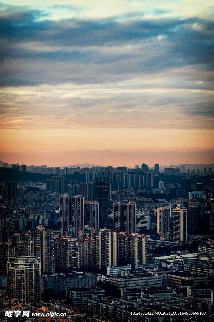 日落时分城市风光
