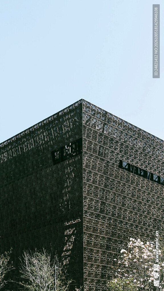 现代建筑局部仰拍