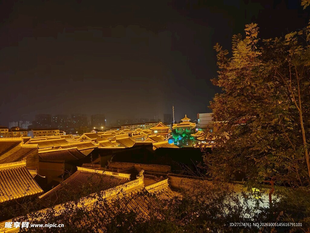 古城墙夜景