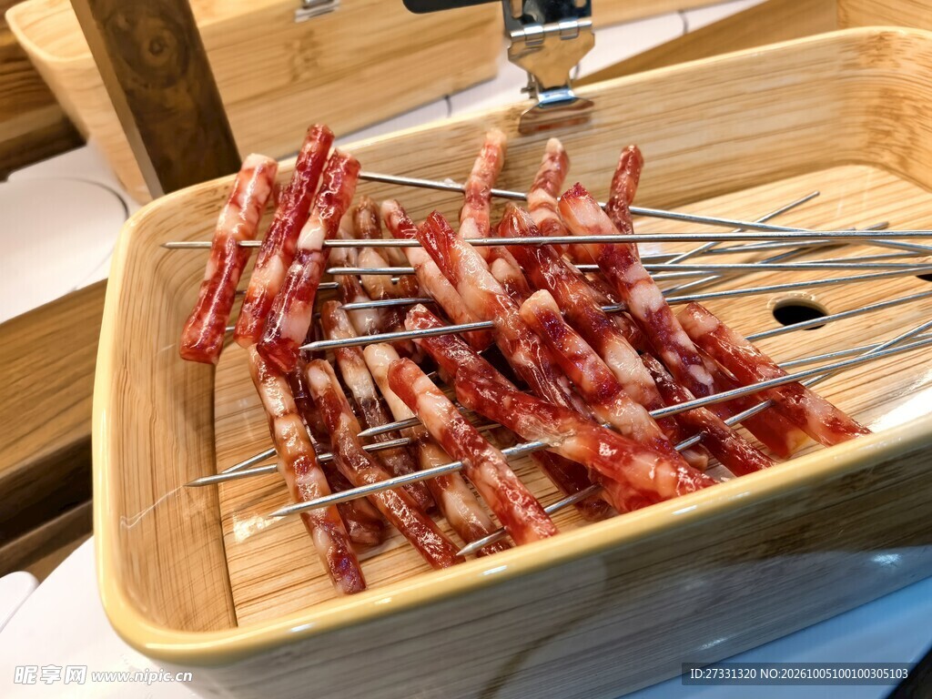 风干小腊肠串