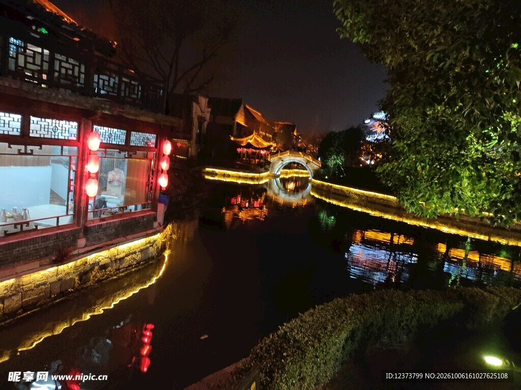 水乡古运河夜景