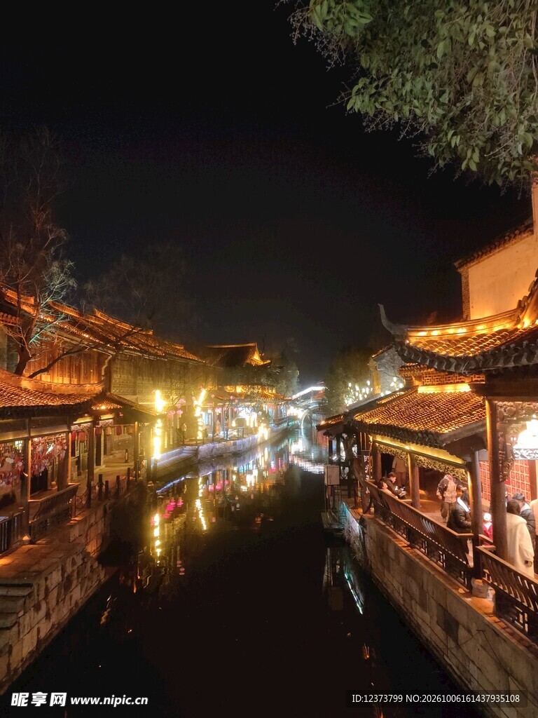 台儿庄古城夜景