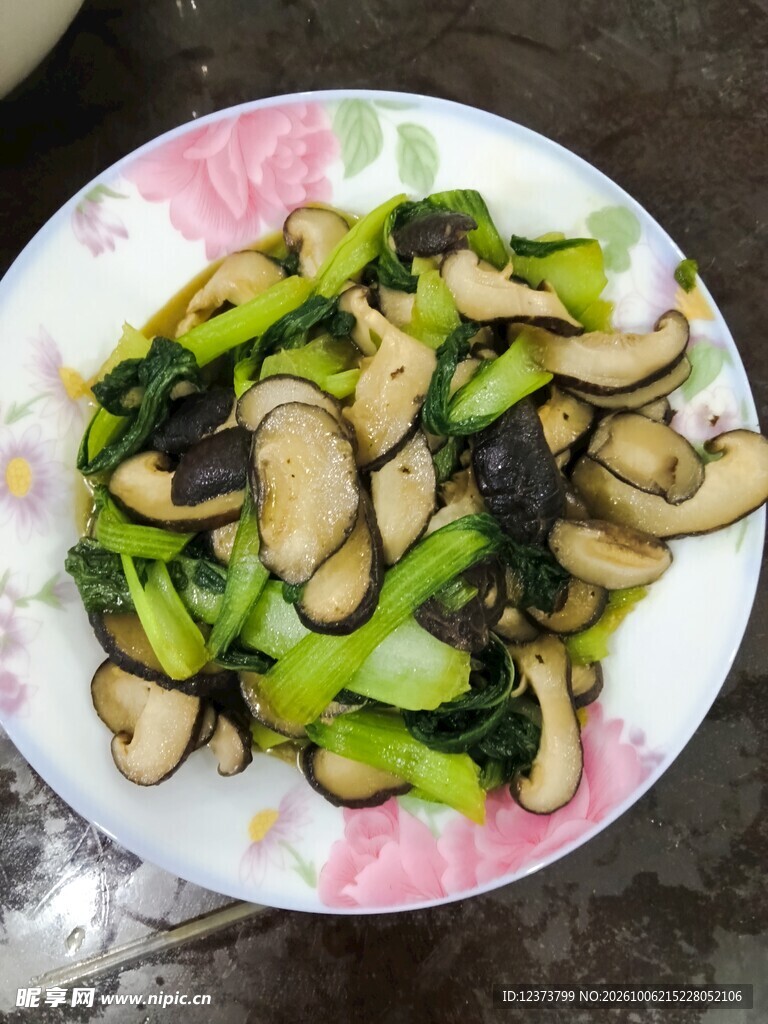 香菇炒青菜