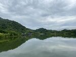 阴天湖山自然风景