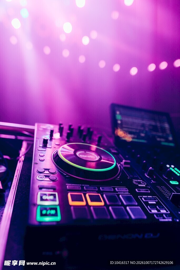 DJ打碟台
