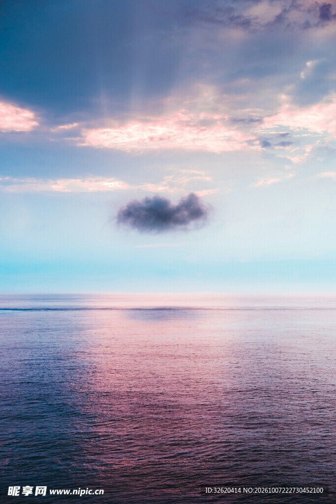 柔焦海边黄昏风景