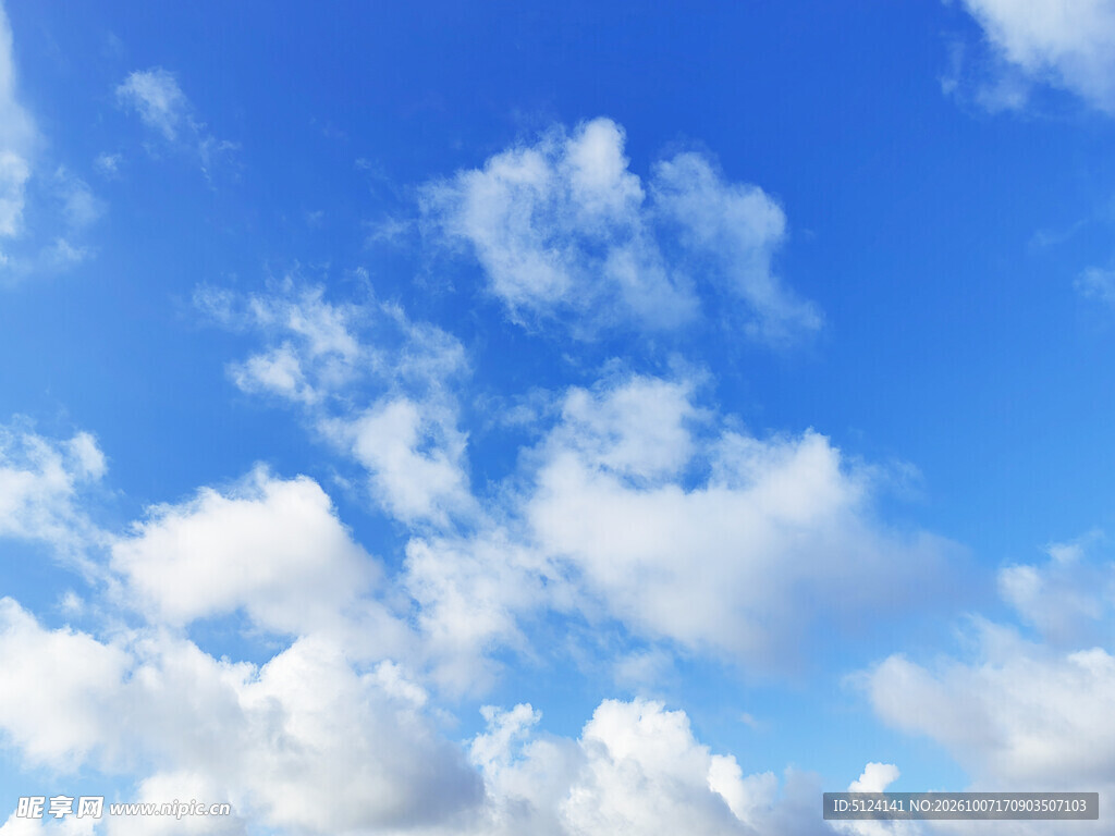 蓝天白云