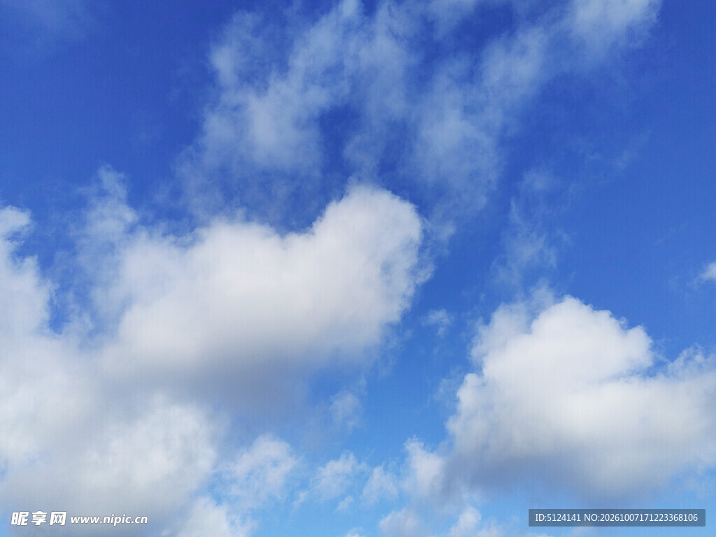 蓝天白云