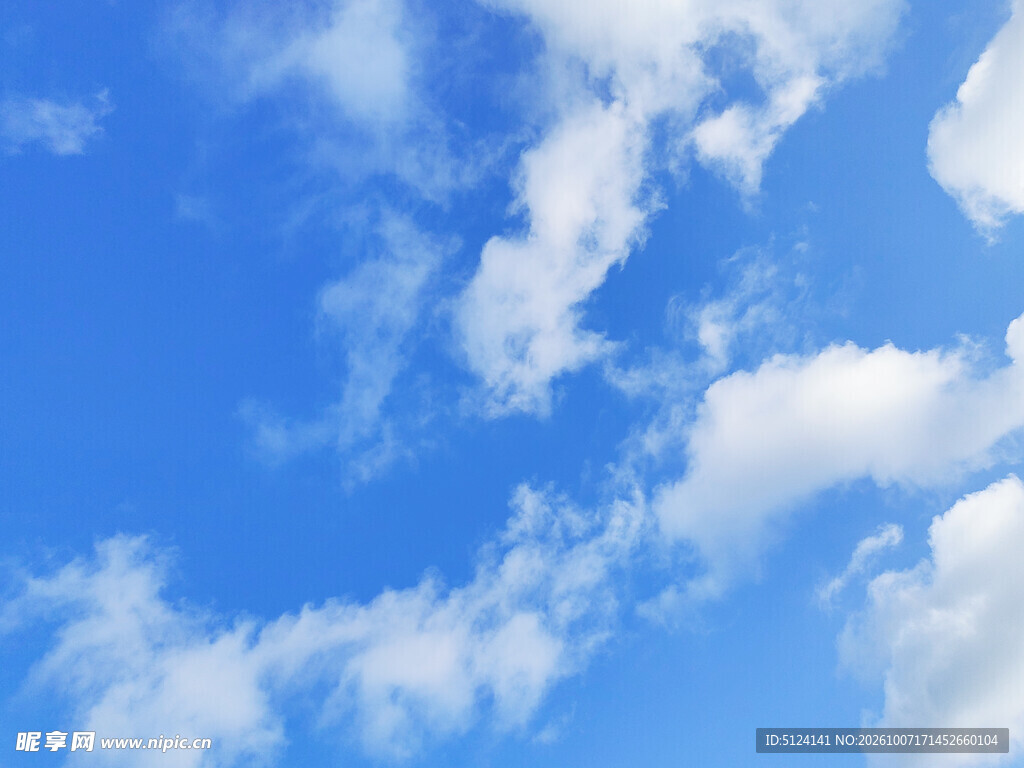 蓝天白云